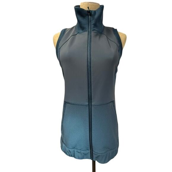 "Lululemon & Athletica" Lets Get Physical Reflective Vest SZ 6 Training Jogger - Picture 2 of 11